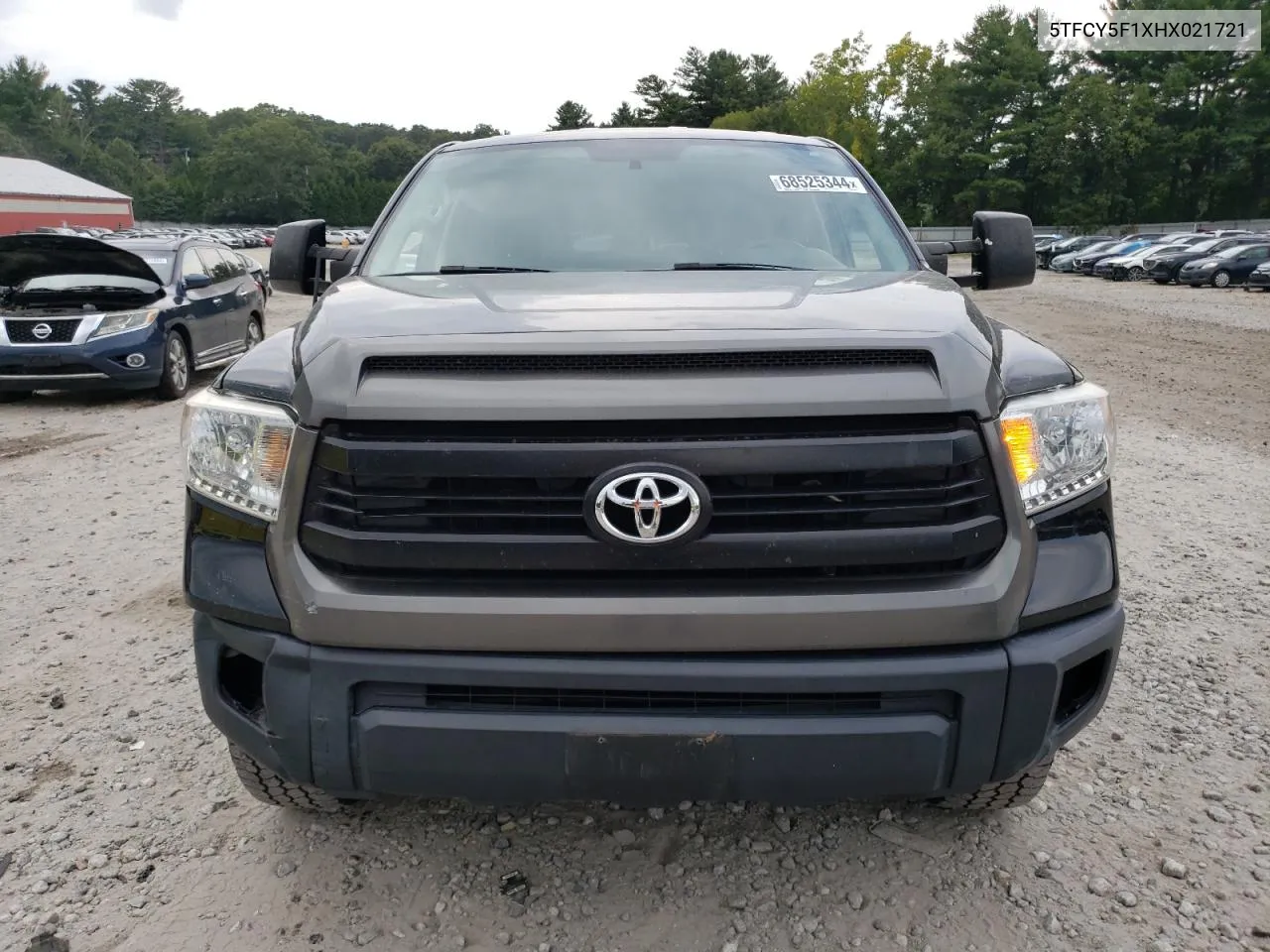 5TFCY5F1XHX021721 2017 Toyota Tundra Double Cab Sr