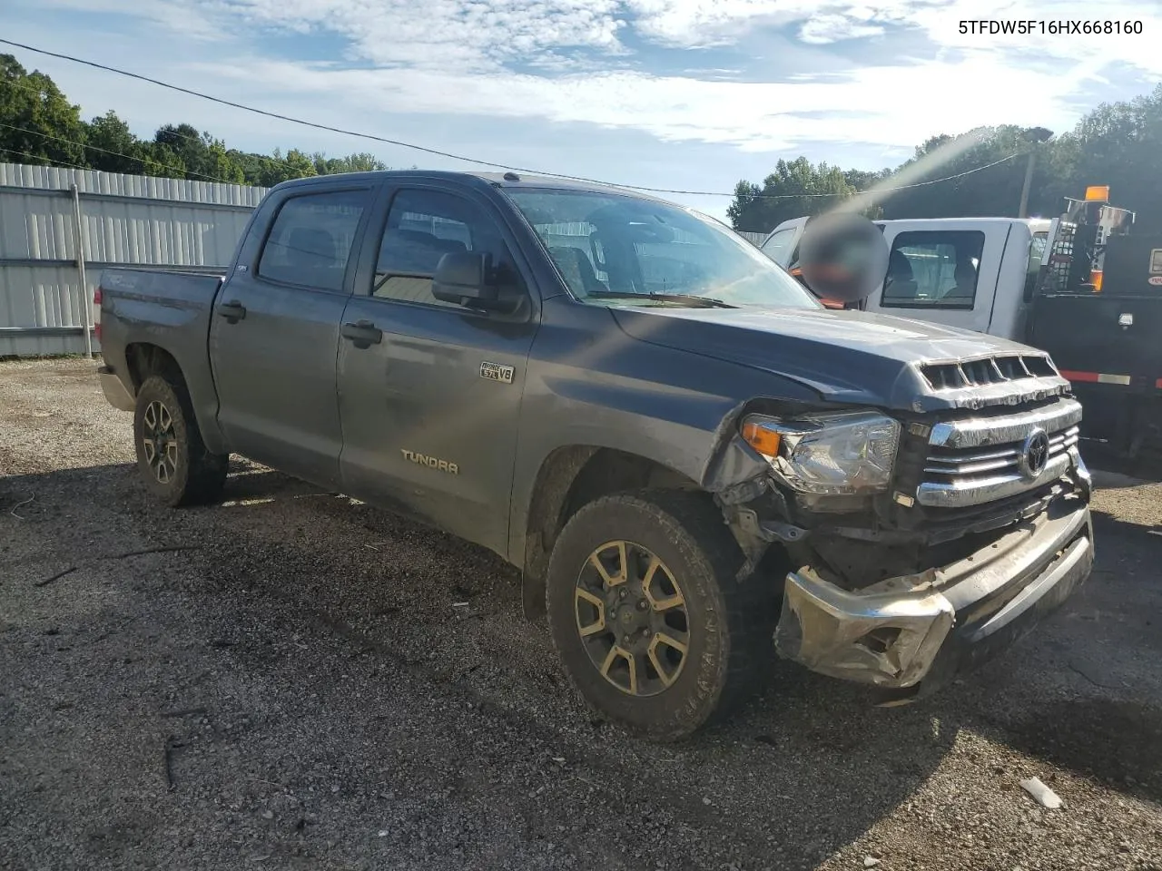 2017 Toyota Tundra Crewmax Sr5 VIN: 5TFDW5F16HX668160 Lot: 69581454