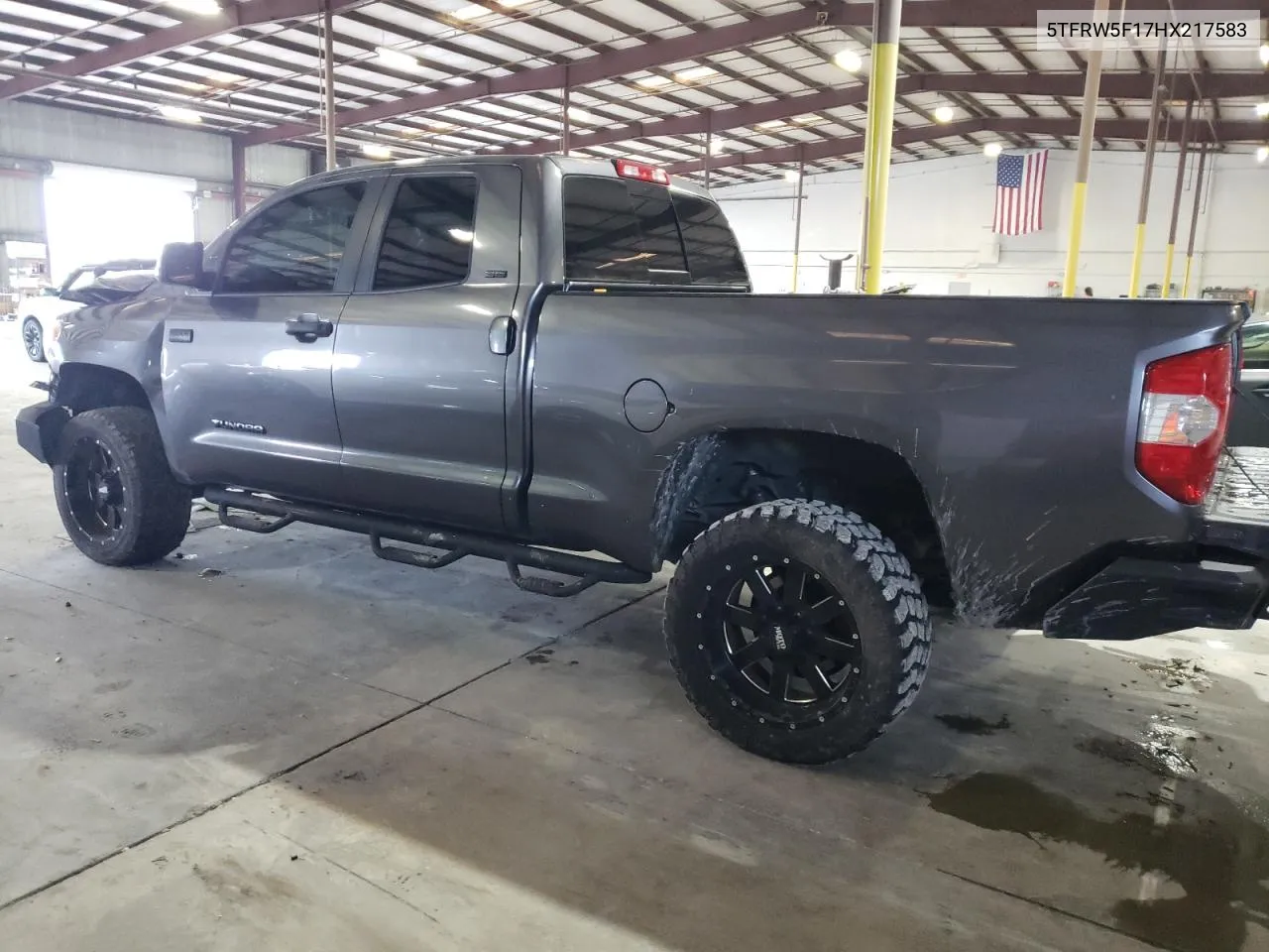 5TFRW5F17HX217583 2017 Toyota Tundra Double Cab Sr