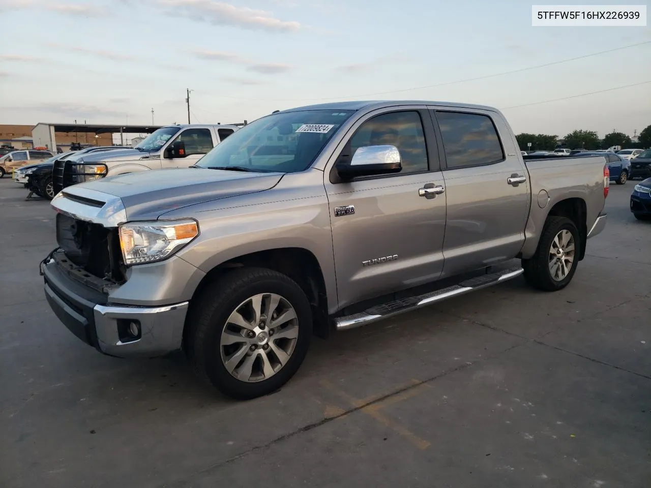 2017 Toyota Tundra Crewmax Limited VIN: 5TFFW5F16HX226939 Lot: 72009824