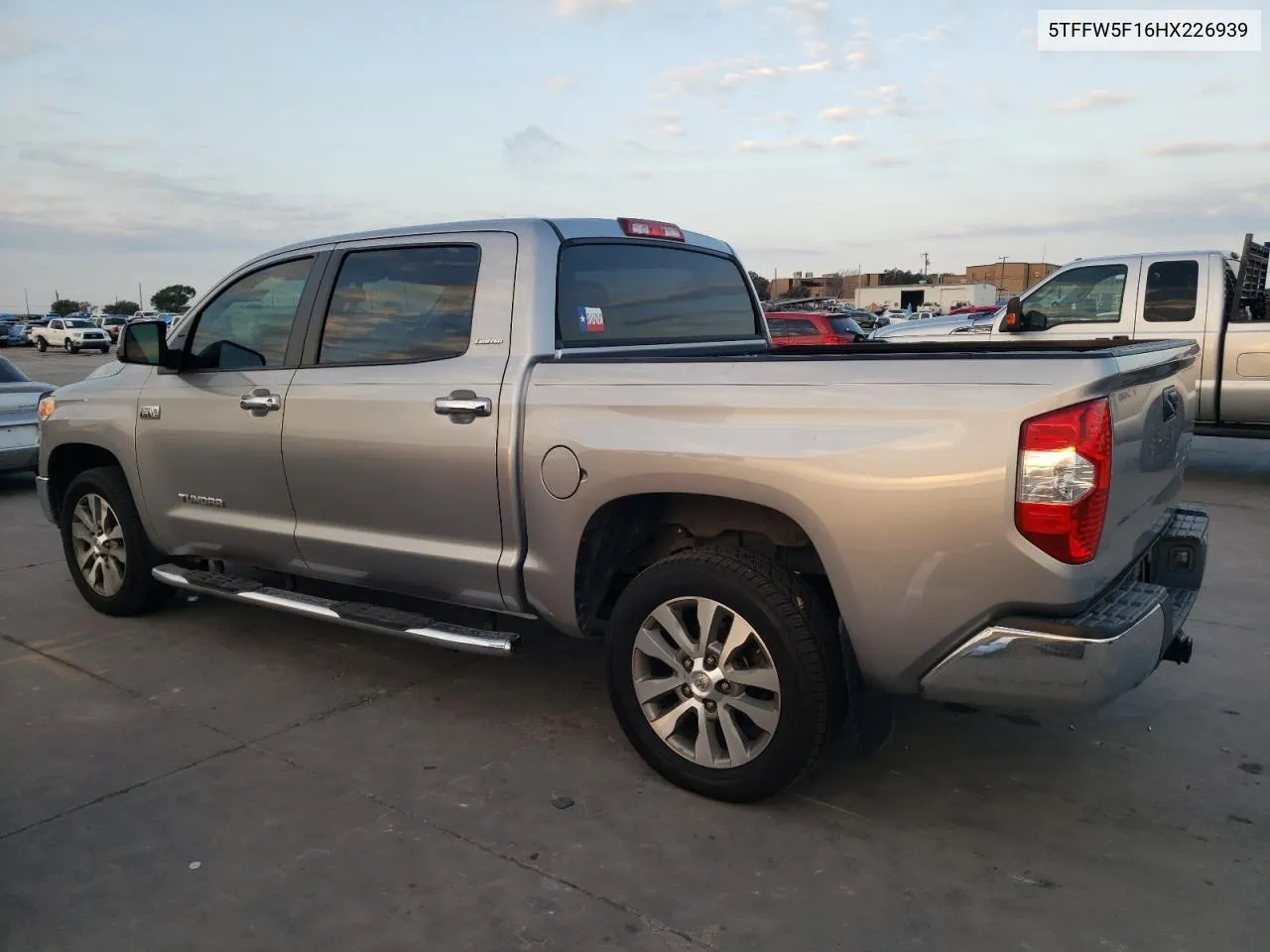 5TFFW5F16HX226939 2017 Toyota Tundra Crewmax Limited