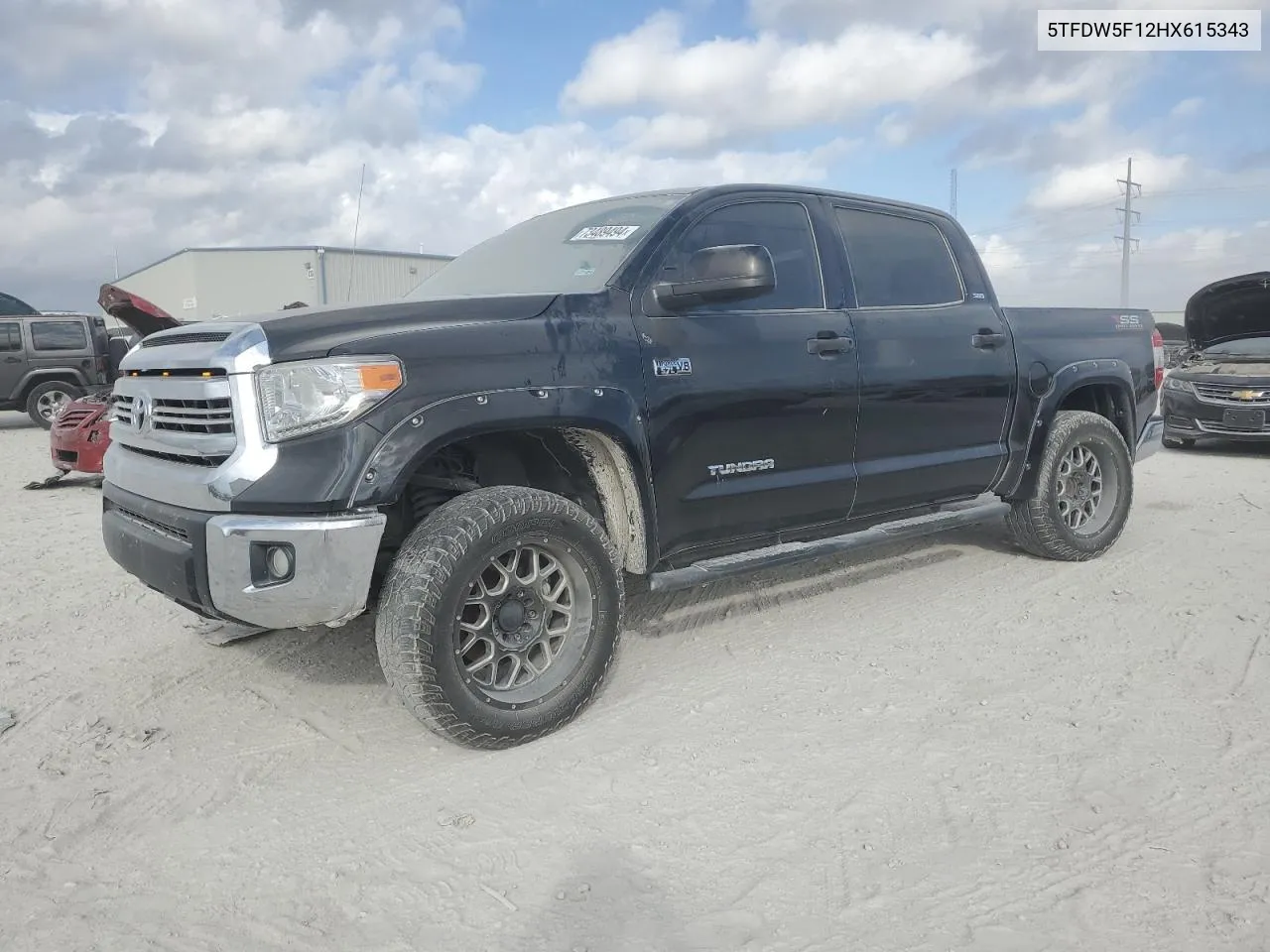 5TFDW5F12HX615343 2017 Toyota Tundra Crewmax Sr5