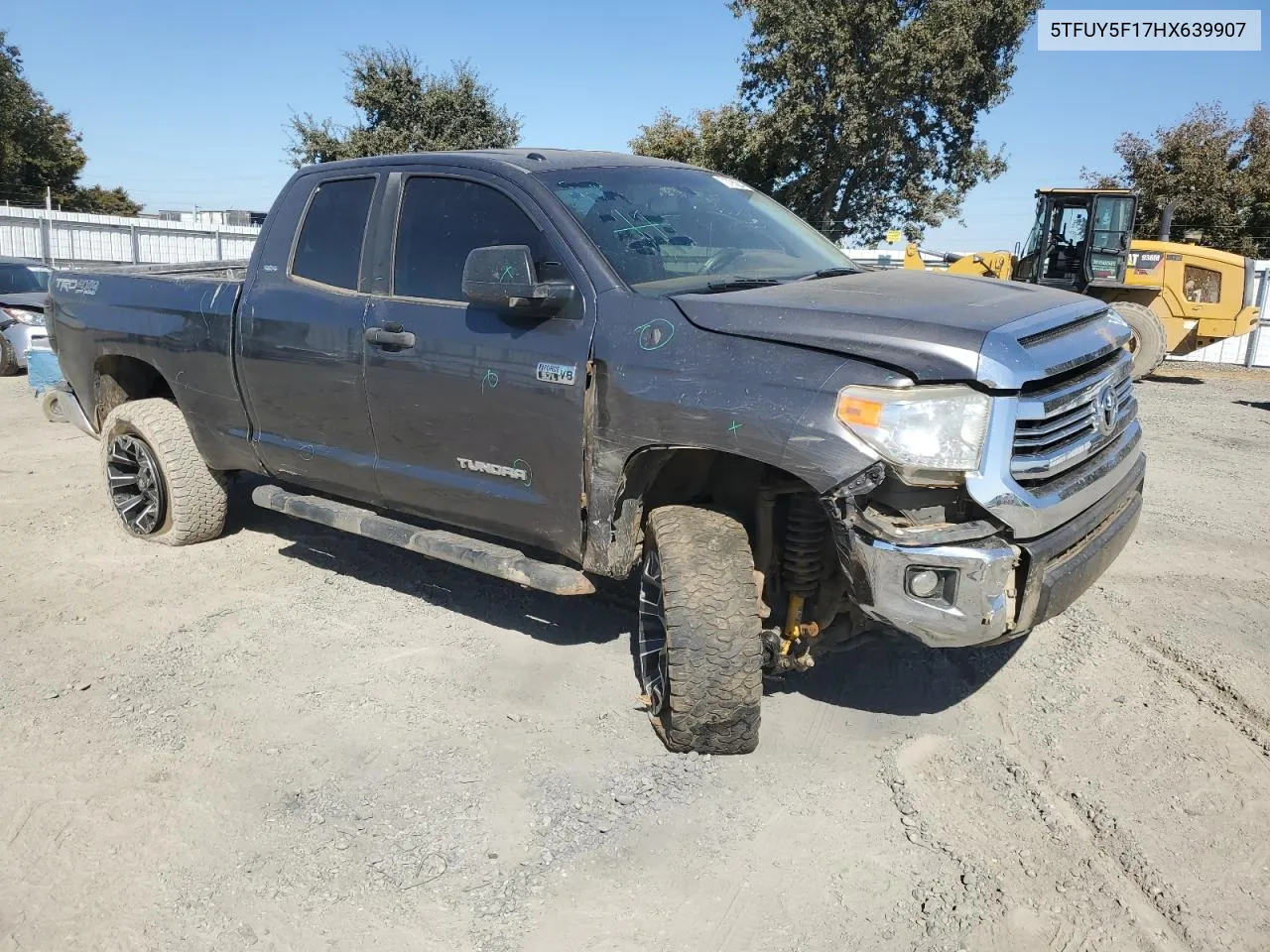 2017 Toyota Tundra Double Cab Sr VIN: 5TFUY5F17HX639907 Lot: 73795224