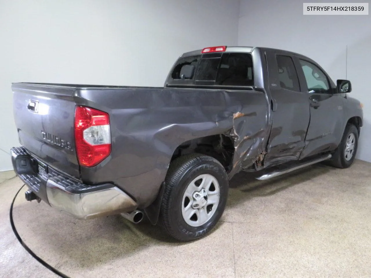 5TFRY5F14HX218359 2017 Toyota Tundra Double Cab Sr