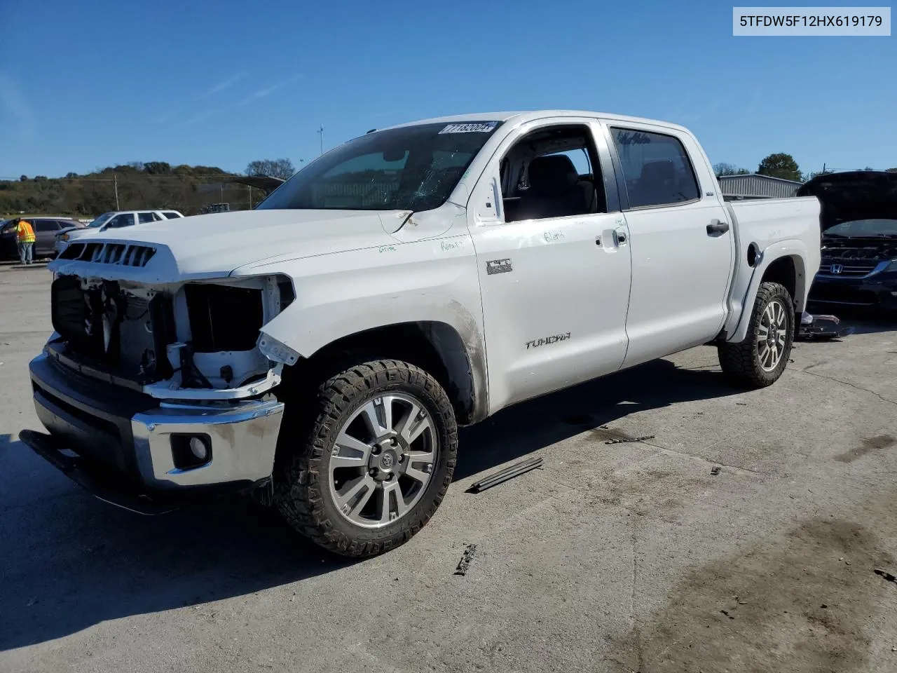 2017 Toyota Tundra Crewmax Sr5 VIN: 5TFDW5F12HX619179 Lot: 77182004