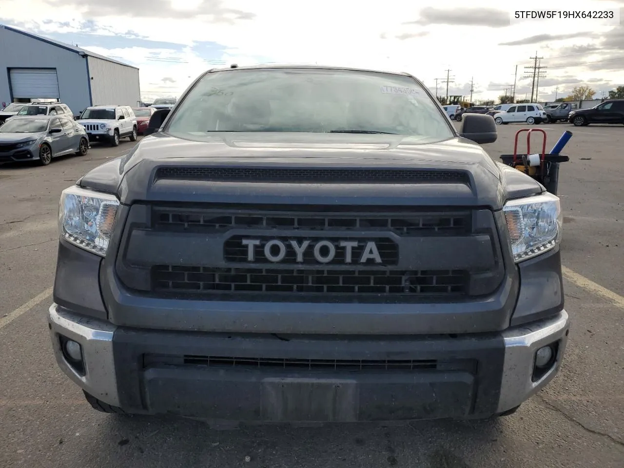 2017 Toyota Tundra Crewmax Sr5 VIN: 5TFDW5F19HX642233 Lot: 77343504