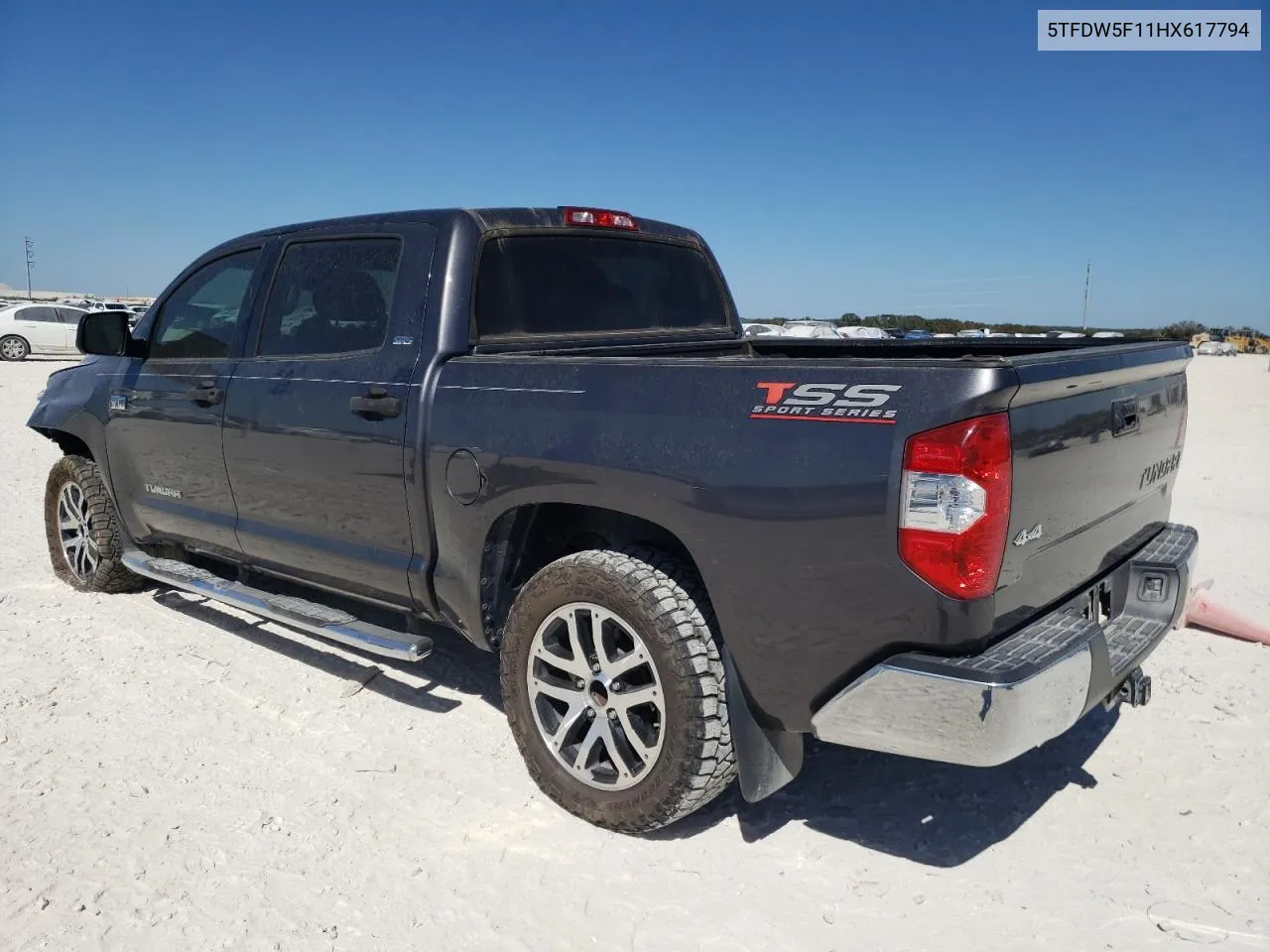 2017 Toyota Tundra Crewmax Sr5 VIN: 5TFDW5F11HX617794 Lot: 77662984