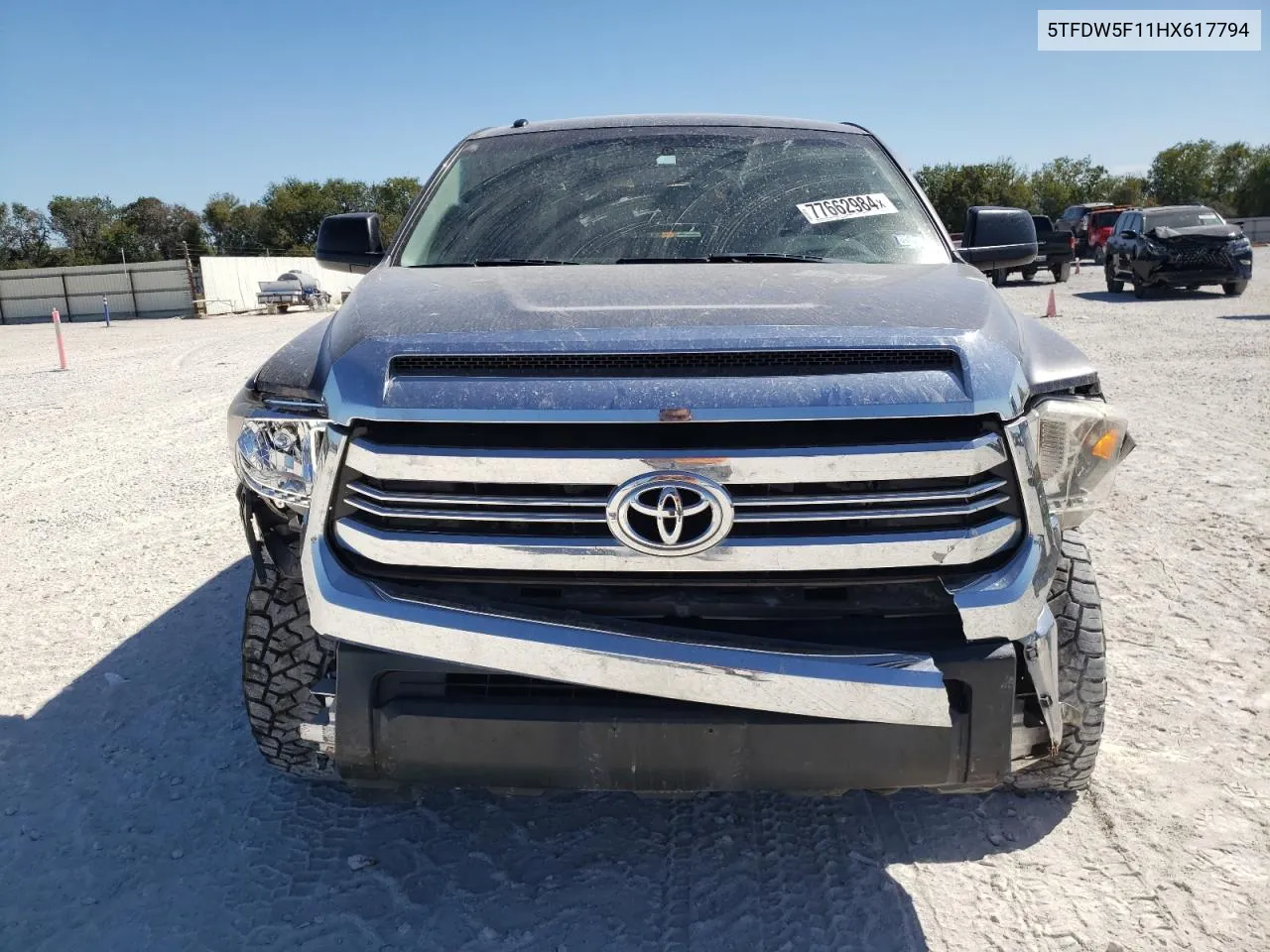 2017 Toyota Tundra Crewmax Sr5 VIN: 5TFDW5F11HX617794 Lot: 77662984