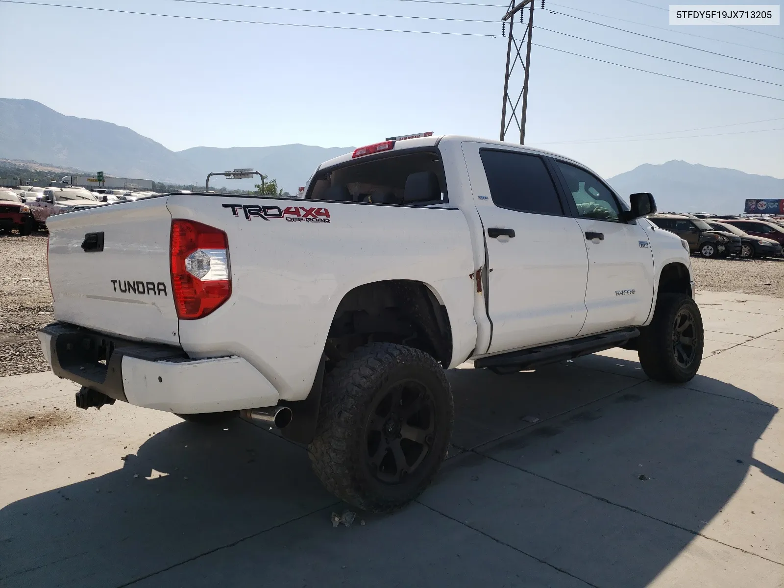 2018 Toyota Tundra Crewmax Sr5 VIN: 5TFDY5F19JX713205 Lot: 62651074