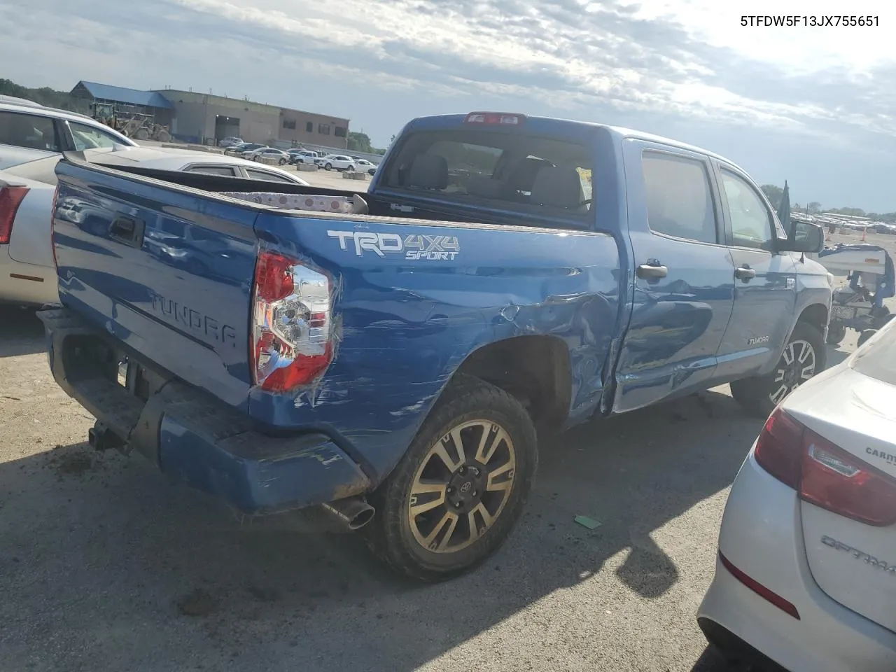 5TFDW5F13JX755651 2018 Toyota Tundra Crewmax Sr5