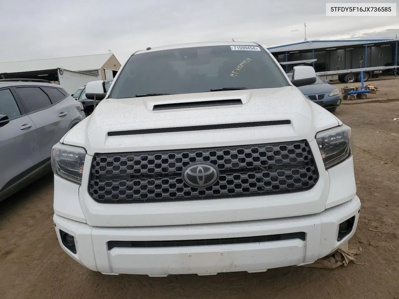 5TFDY5F16JX736585 2018 Toyota Tundra Crewmax Sr5