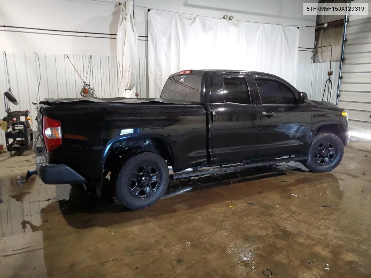 5TFRM5F15JX129319 2018 Toyota Tundra Double Cab Sr