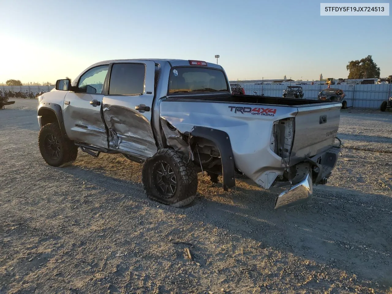 5TFDY5F19JX724513 2018 Toyota Tundra Crewmax Sr5