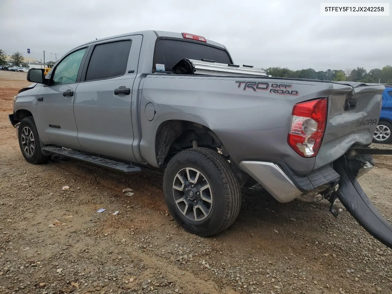 5TFEY5F12JX242258 2018 Toyota Tundra Crewmax Sr5