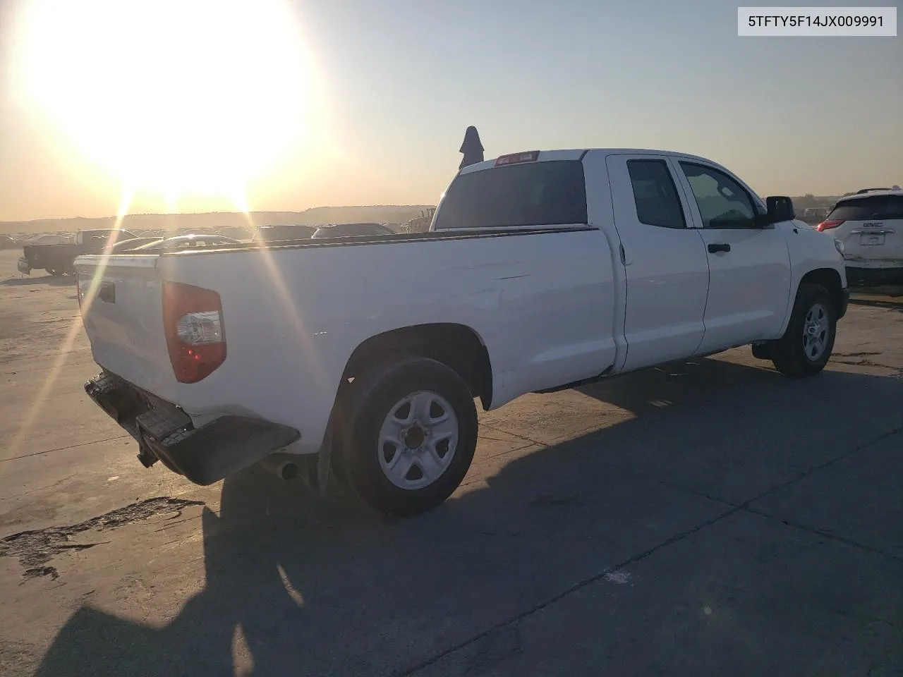 5TFTY5F14JX009991 2018 Toyota Tundra Double Cab Sr