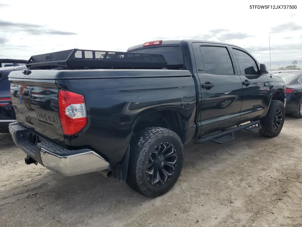 5TFDW5F12JX737500 2018 Toyota Tundra Crewmax Sr5