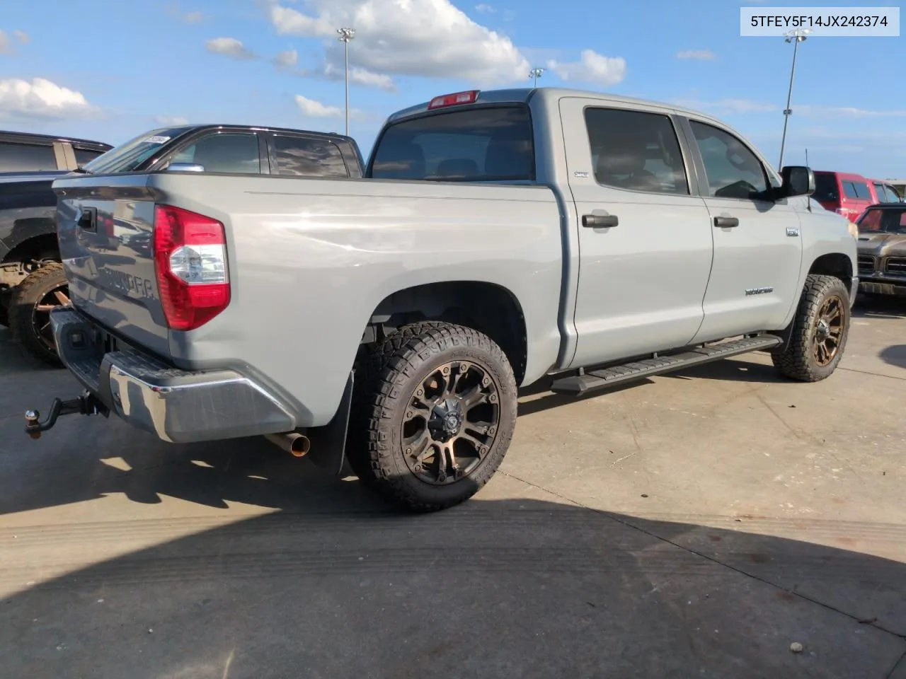 5TFEY5F14JX242374 2018 Toyota Tundra Crewmax Sr5