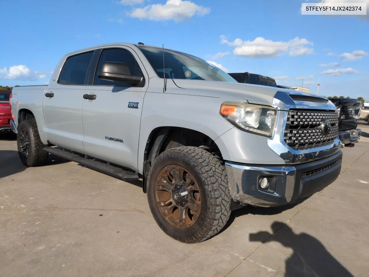 2018 Toyota Tundra Crewmax Sr5 VIN: 5TFEY5F14JX242374 Lot: 75045394