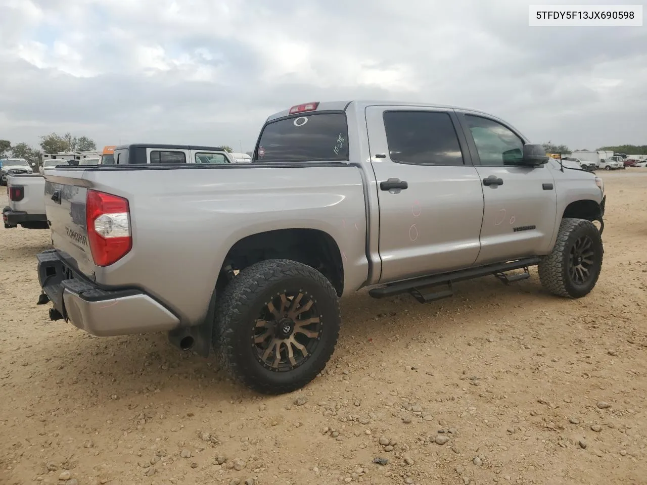 2018 Toyota Tundra Crewmax Sr5 VIN: 5TFDY5F13JX690598 Lot: 78639784