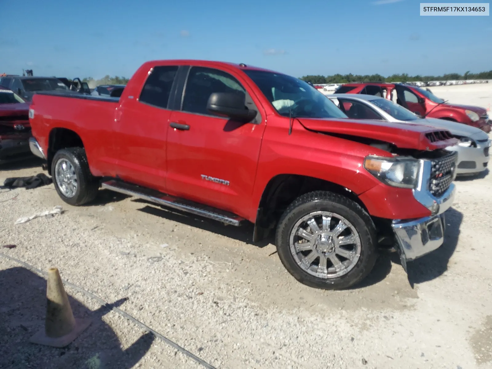 2019 Toyota Tundra Double Cab Sr/Sr5 VIN: 5TFRM5F17KX134653 Lot: 64886184