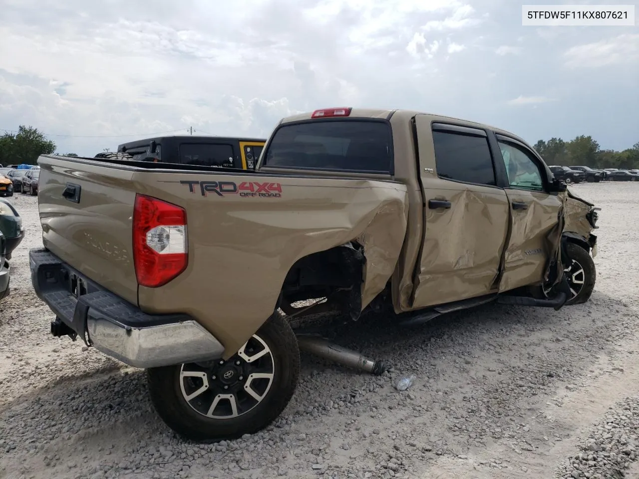 2019 Toyota Tundra Crewmax Sr5 VIN: 5TFDW5F11KX807621 Lot: 69695654