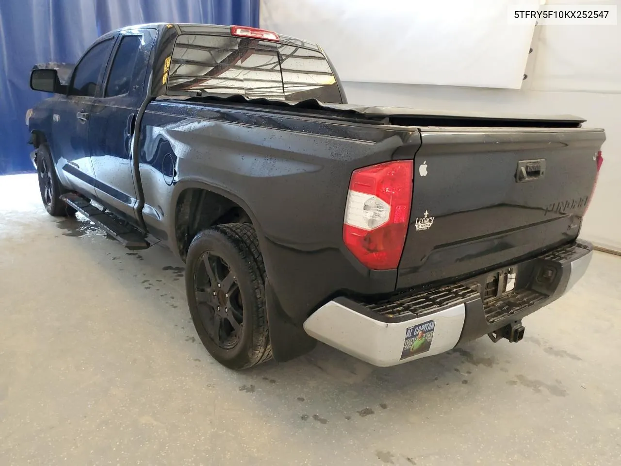 5TFRY5F10KX252547 2019 Toyota Tundra Double Cab Sr