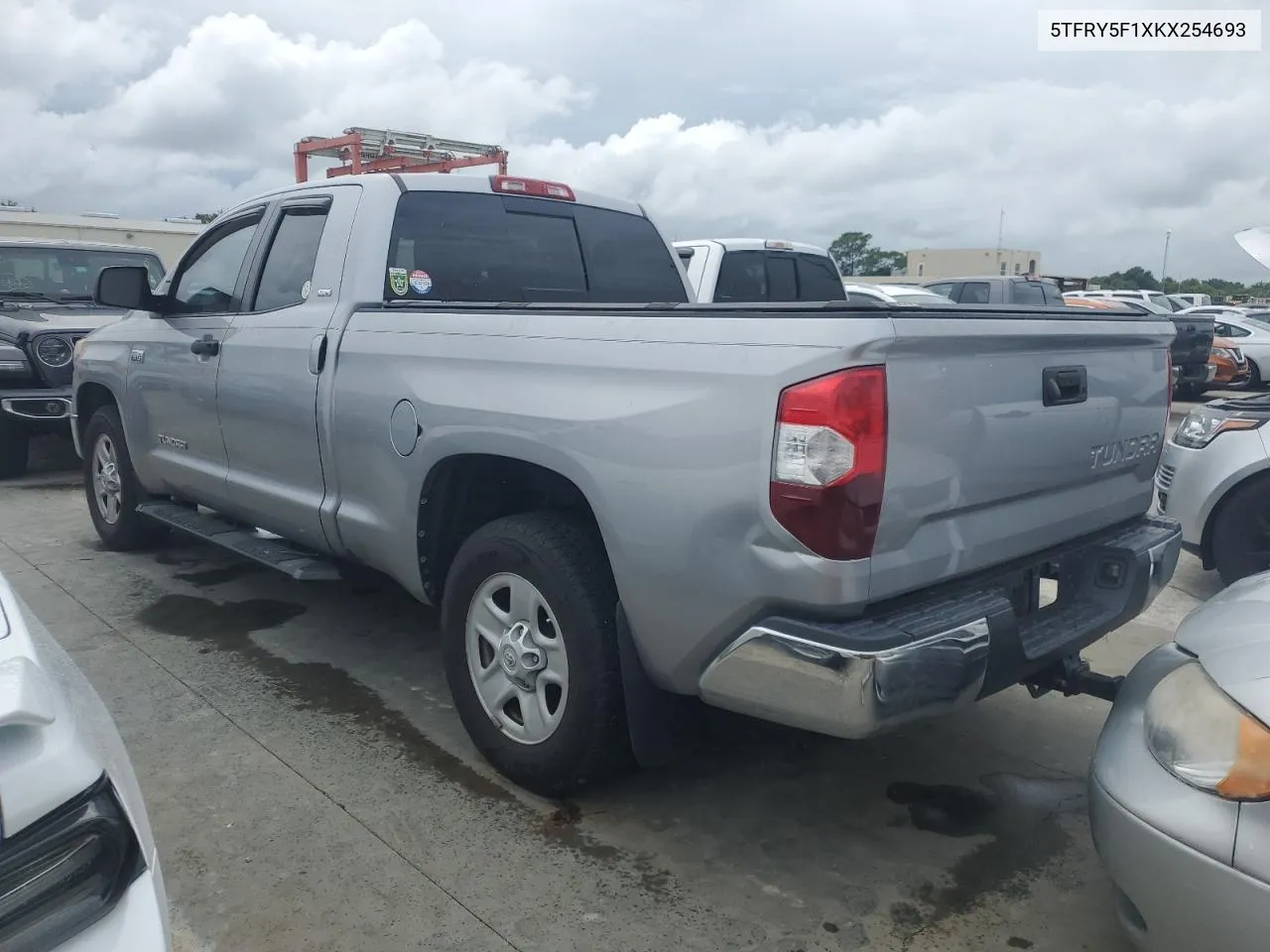 5TFRY5F1XKX254693 2019 Toyota Tundra Double Cab Sr