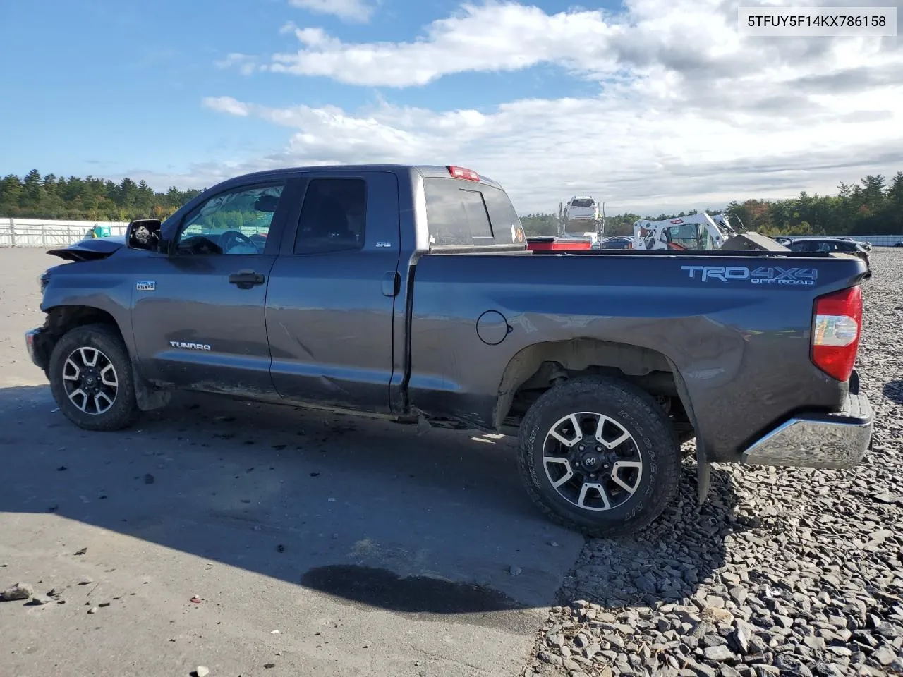 5TFUY5F14KX786158 2019 Toyota Tundra Double Cab Sr