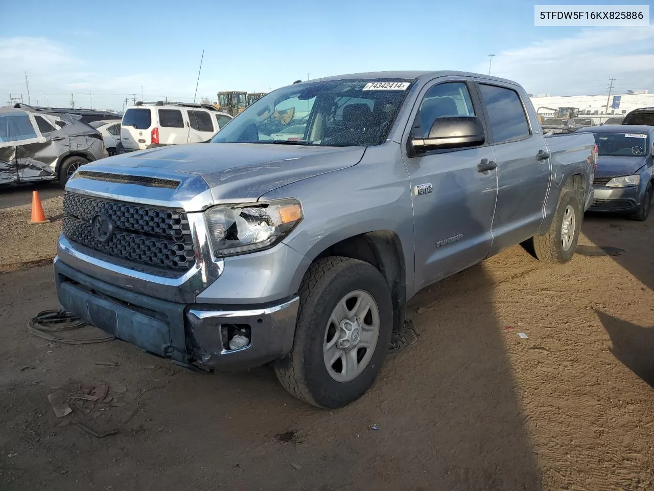 5TFDW5F16KX825886 2019 Toyota Tundra Crewmax Sr5