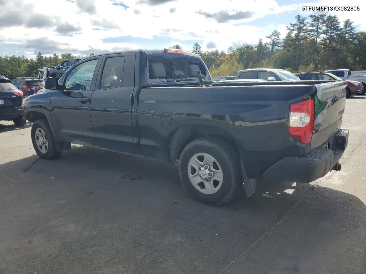 5TFUM5F13KX082805 2019 Toyota Tundra Double Cab Sr