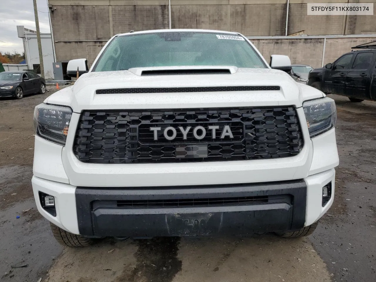 5TFDY5F11KX803174 2019 Toyota Tundra Crewmax Sr5