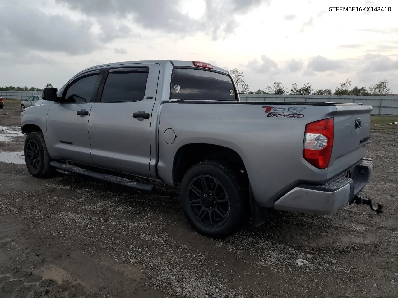 2019 Toyota Tundra Crewmax Sr5 VIN: 5TFEM5F16KX143410 Lot: 79354444