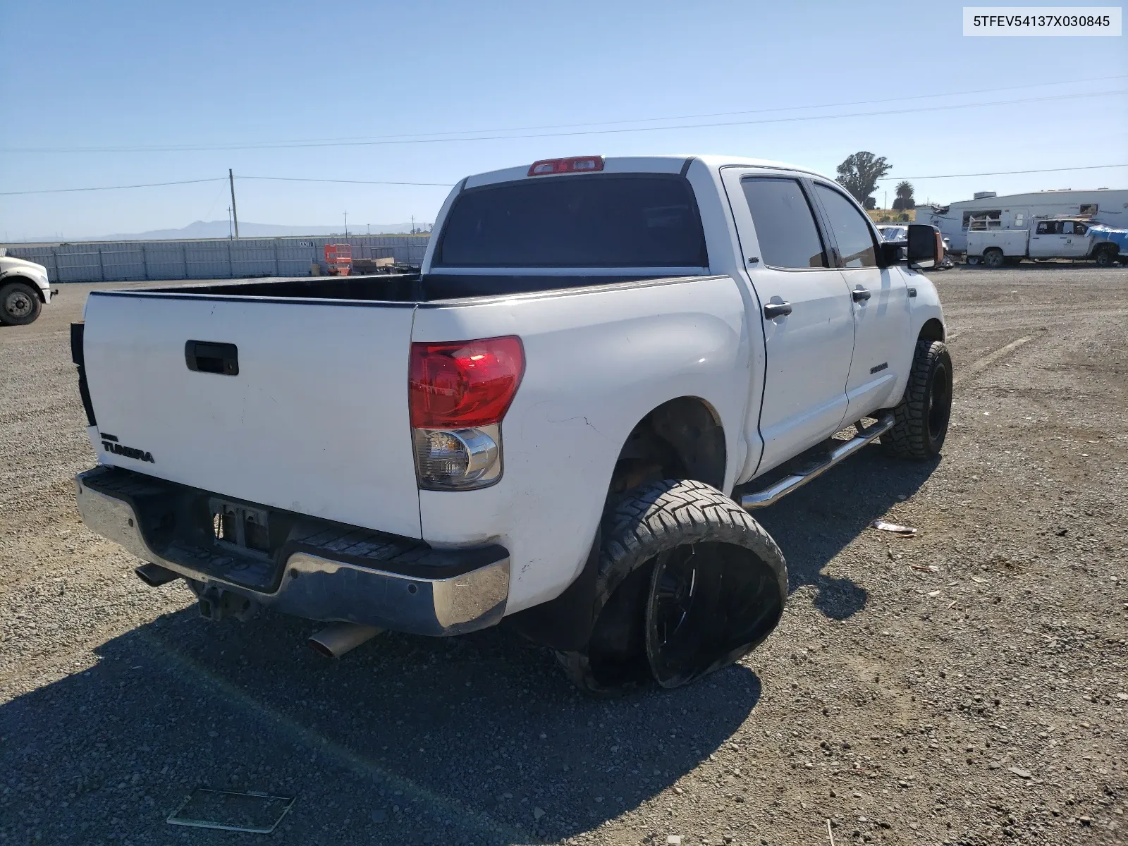 5TFEV54137X030845 2007 Toyota Tundra Crewmax Sr5