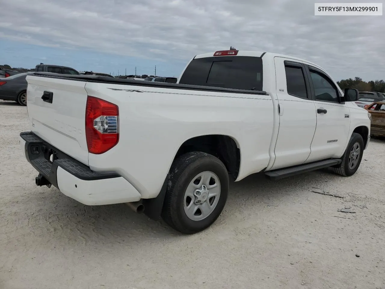 2021 Toyota Tundra Double Cab Sr VIN: 5TFRY5F13MX299901 Lot: 76154244