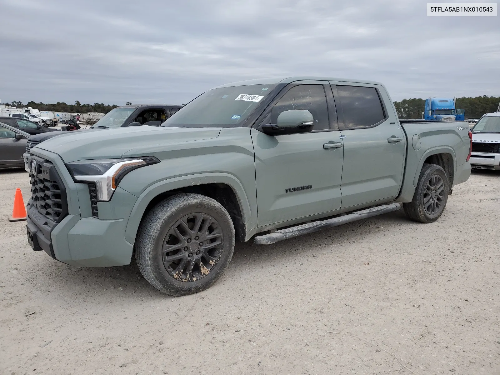 2022 Toyota Tundra Crewmax Sr VIN: 5TFLA5AB1NX010543 Lot: 39344304