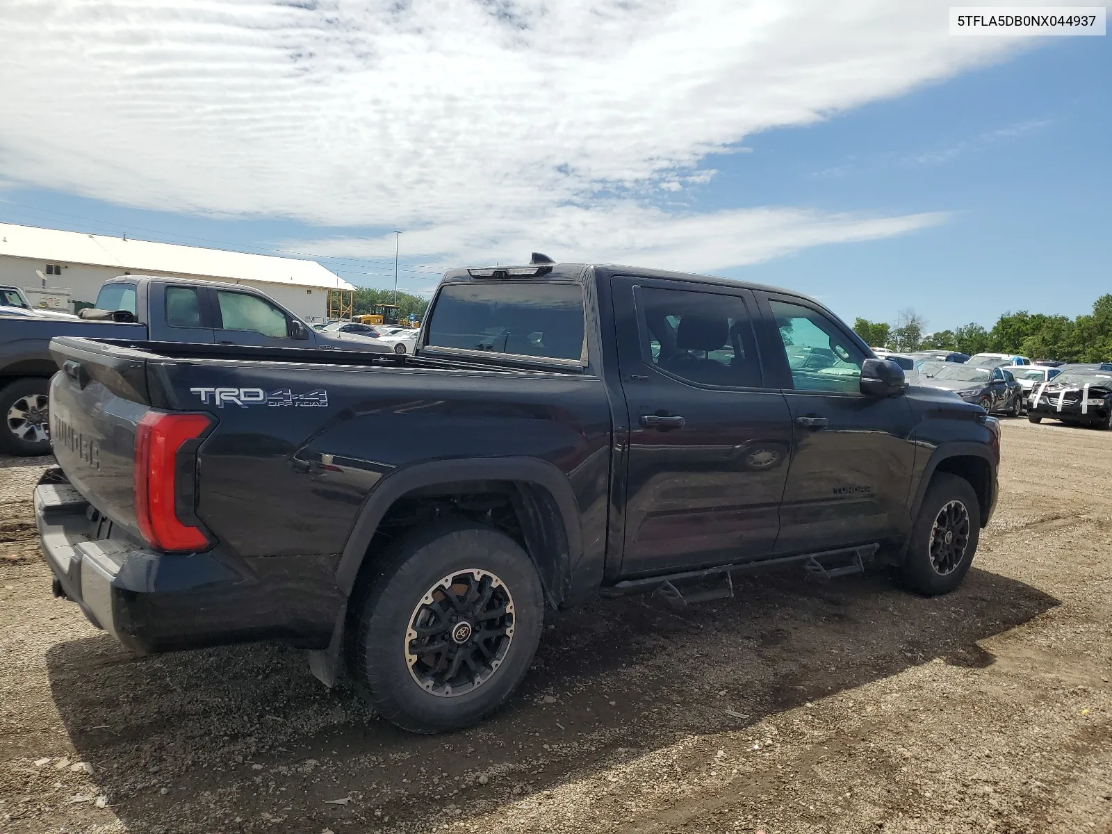 2022 Toyota Tundra Crewmax Sr VIN: 5TFLA5DB0NX044937 Lot: 61068244