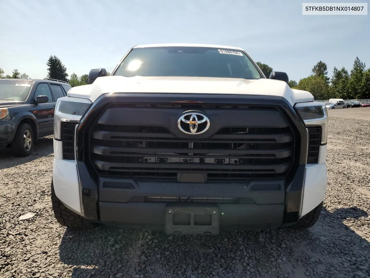 2022 Toyota Tundra Crewmax Sr VIN: 5TFKB5DB1NX014807 Lot: 61888704