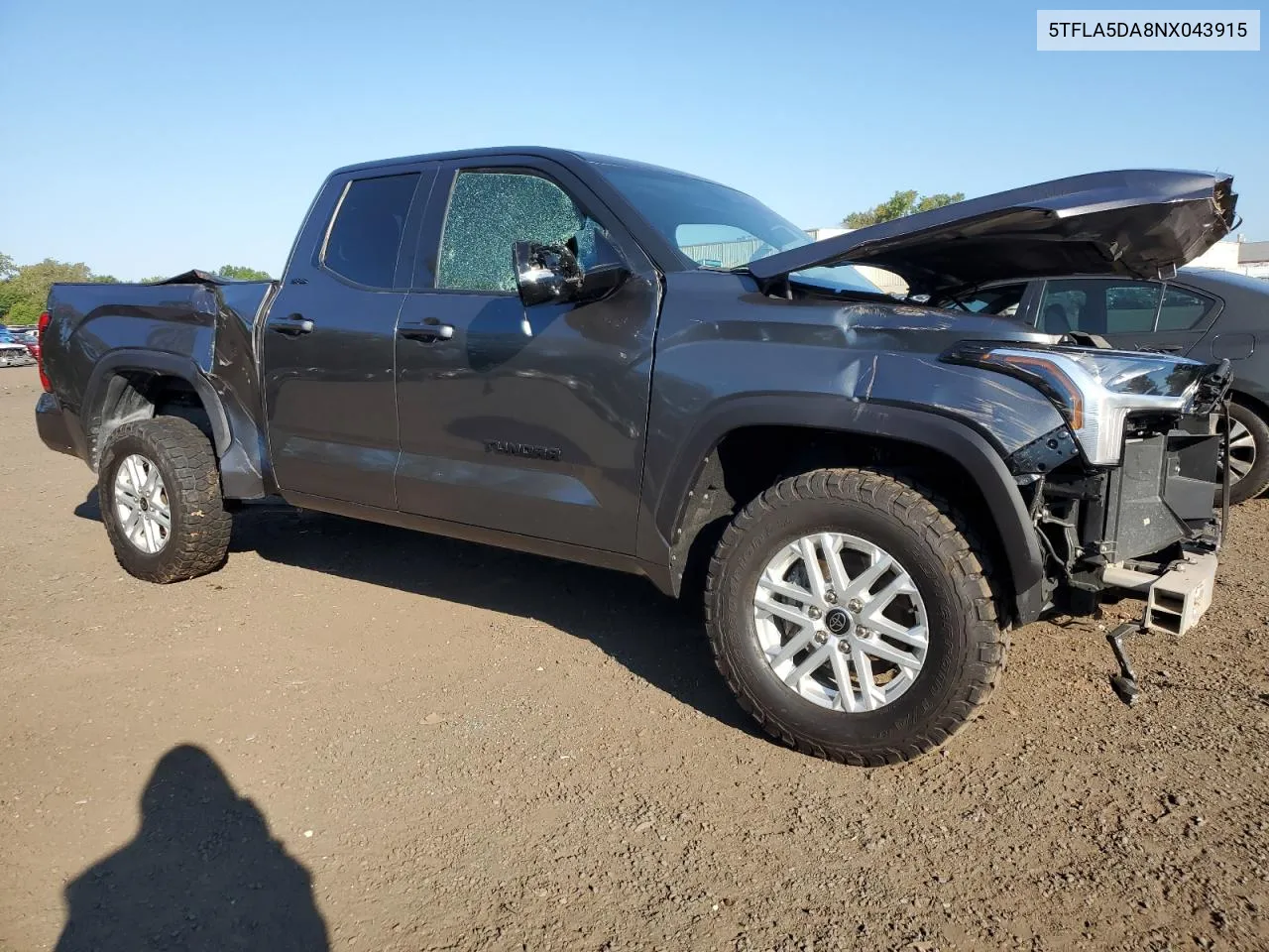 5TFLA5DA8NX043915 2022 Toyota Tundra Double Cab Sr