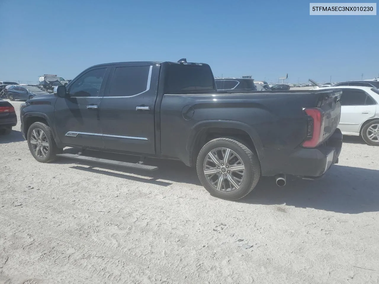 2022 Toyota Tundra Crewmax Platinum VIN: 5TFMA5EC3NX010230 Lot: 71388514