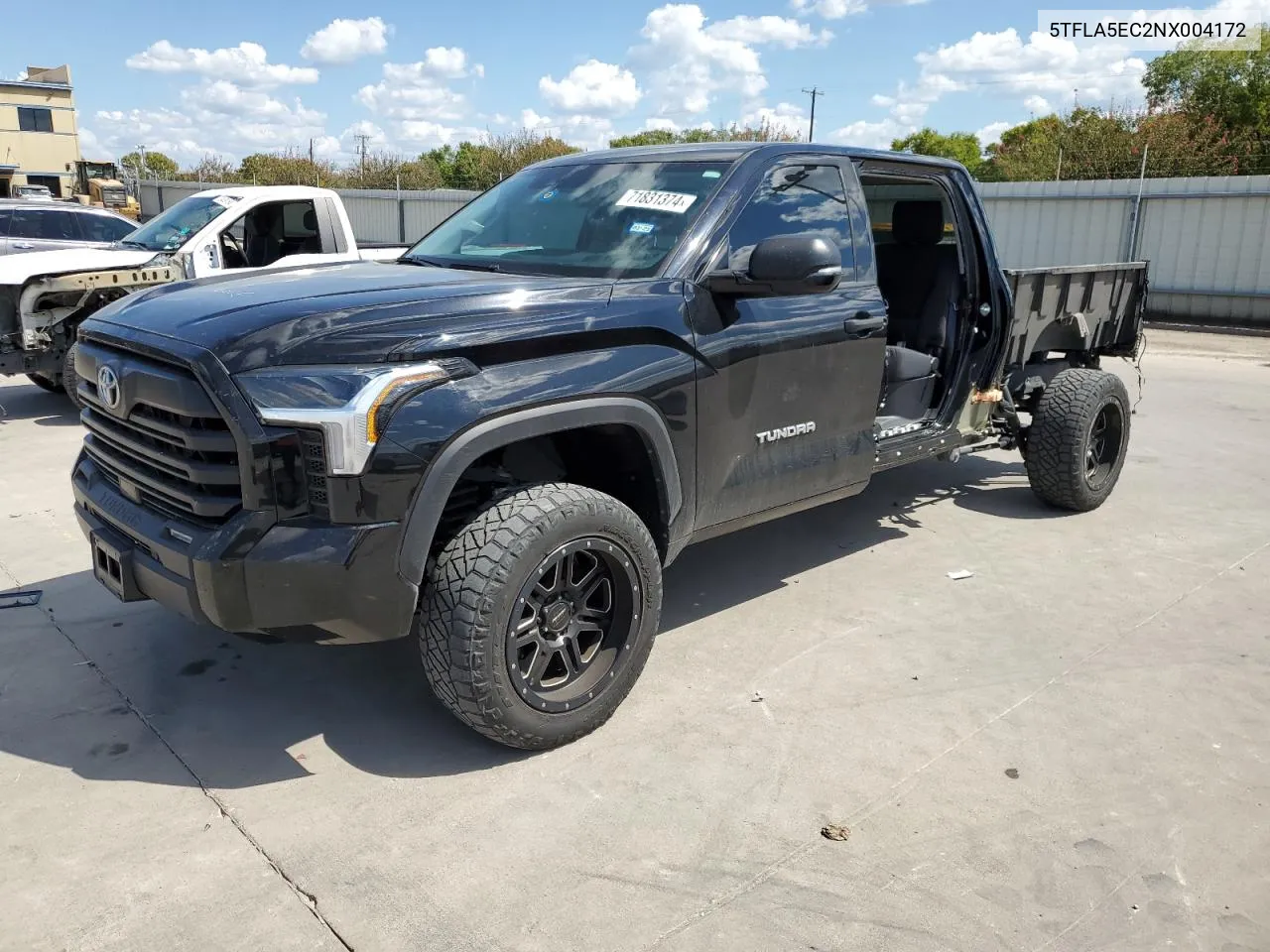 2022 Toyota Tundra Crewmax Sr5 VIN: 5TFLA5EC2NX004172 Lot: 71831374