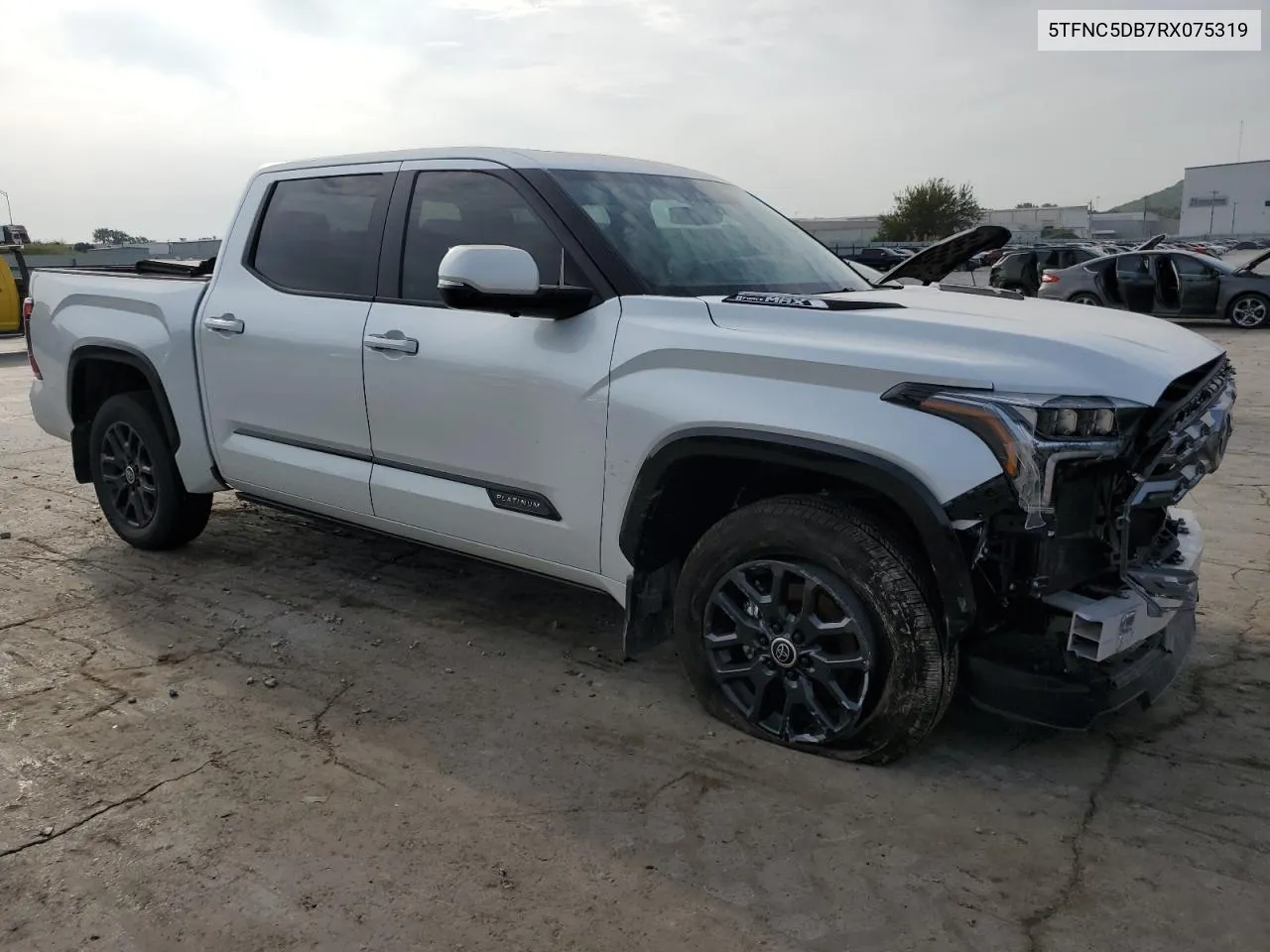 2024 Toyota Tundra Crewmax Platinum VIN: 5TFNC5DB7RX075319 Lot: 71009234