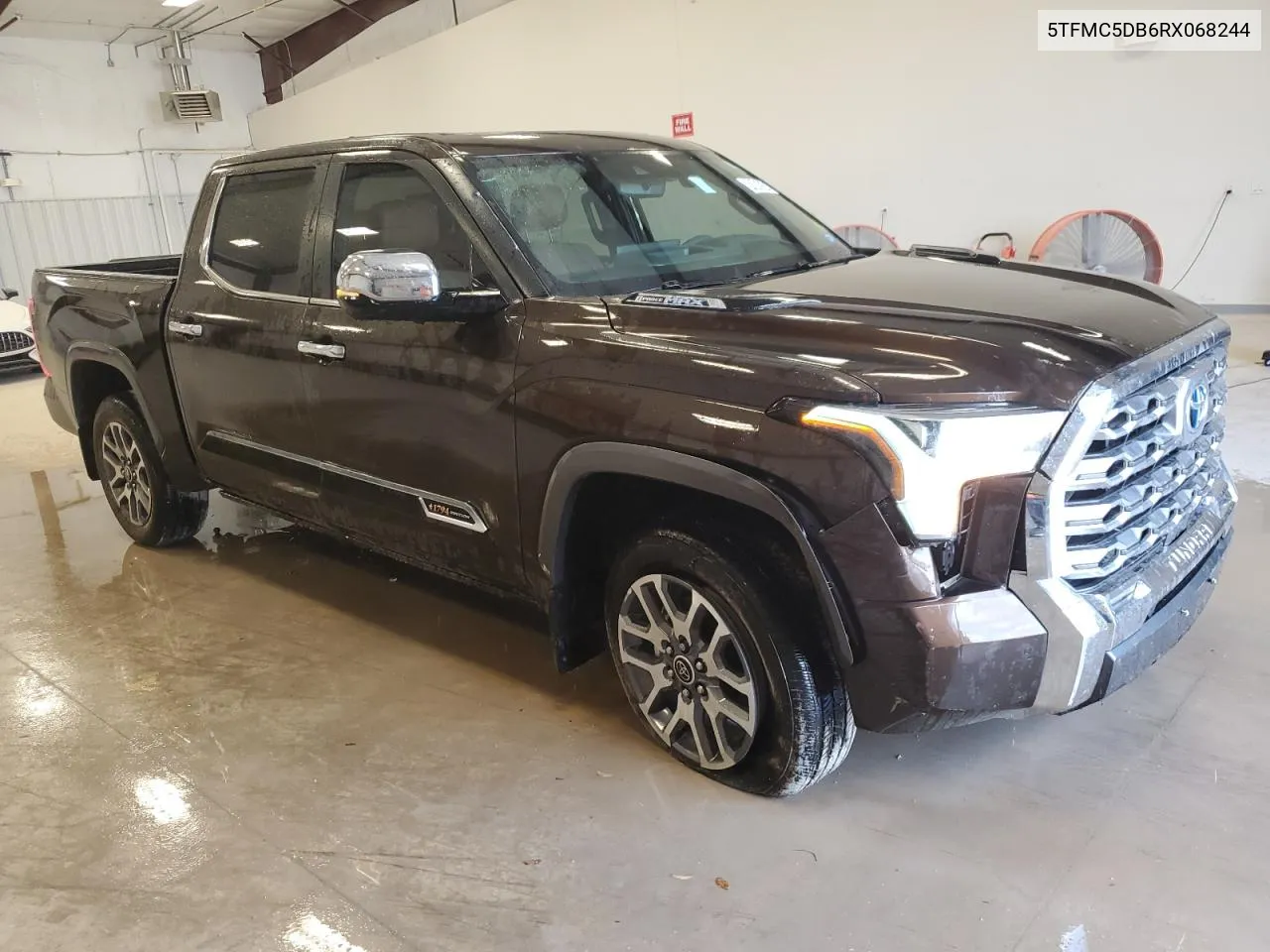 2024 Toyota Tundra Crewmax Platinum VIN: 5TFMC5DB6RX068244 Lot: 74316154