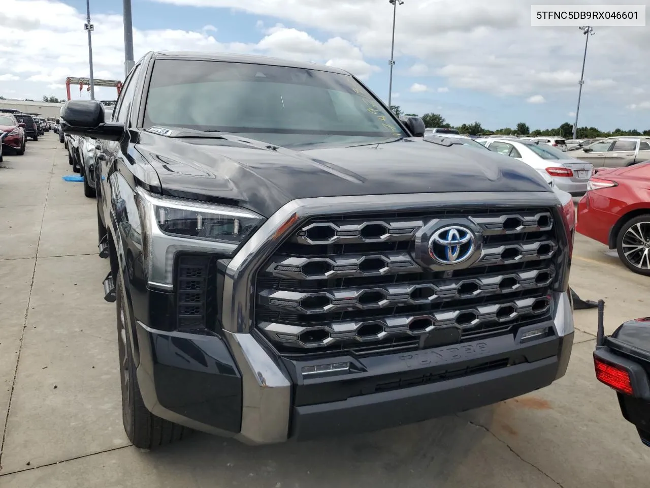 2024 Toyota Tundra Crewmax Platinum VIN: 5TFNC5DB9RX046601 Lot: 74971844