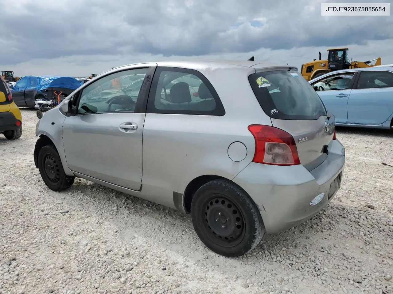 2007 Toyota Yaris VIN: JTDJT923675055654 Lot: 64905934