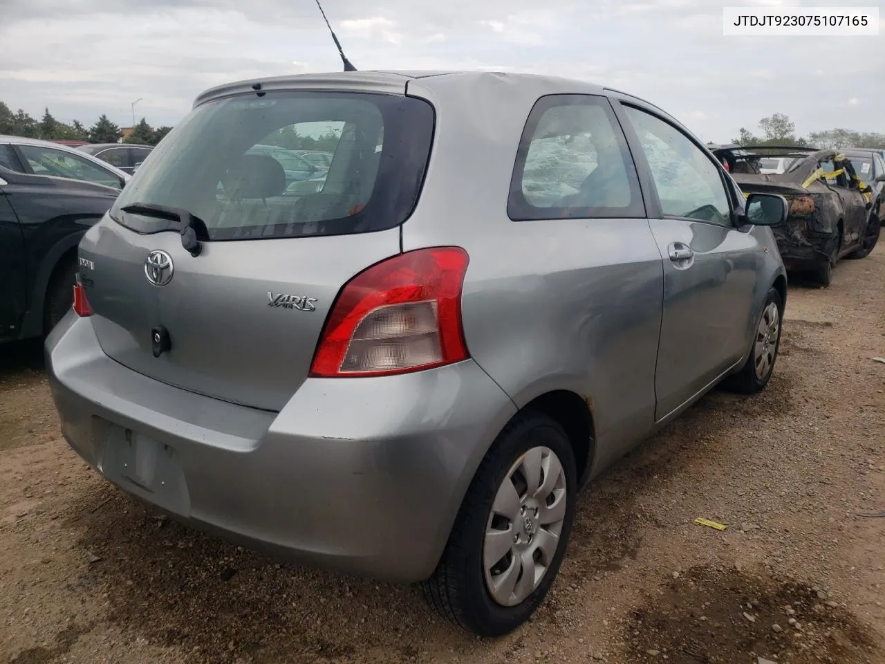 2007 Toyota Yaris VIN: JTDJT923075107165 Lot: 70066684