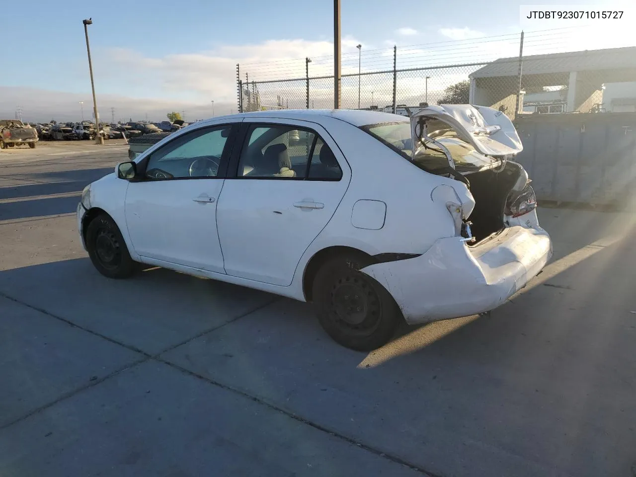 JTDBT923071015727 2007 Toyota Yaris