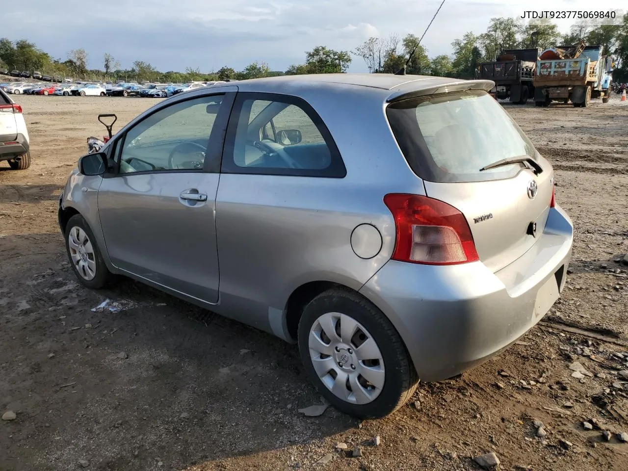 2007 Toyota Yaris VIN: JTDJT923775069840 Lot: 73954654