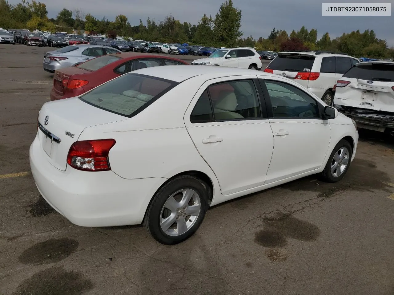 2007 Toyota Yaris VIN: JTDBT923071058075 Lot: 74282024