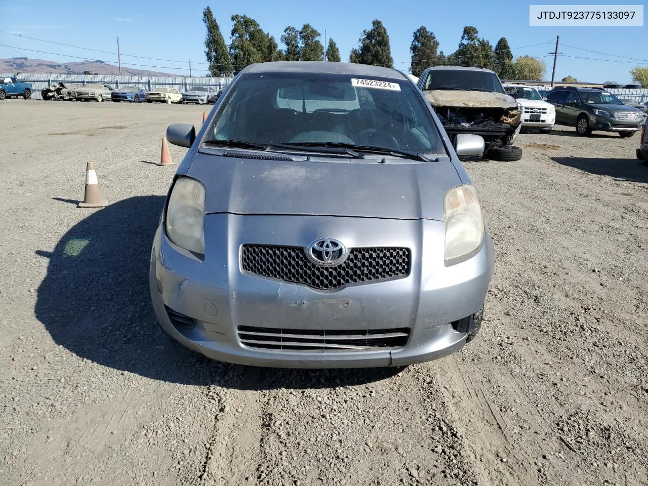 2007 Toyota Yaris VIN: JTDJT923775133097 Lot: 74523224