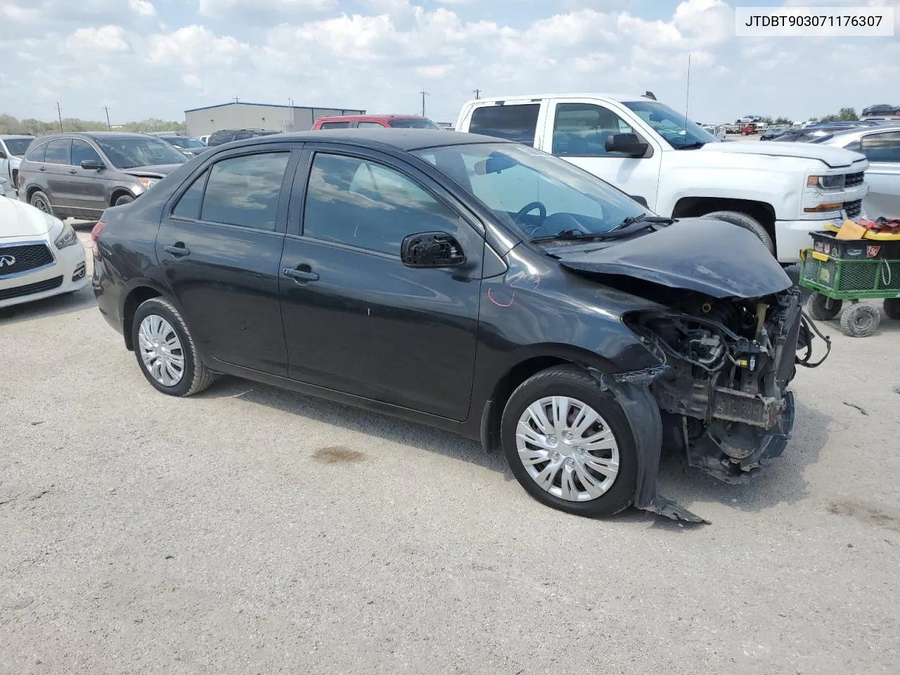 2007 Toyota Yaris VIN: JTDBT903071176307 Lot: 74577854